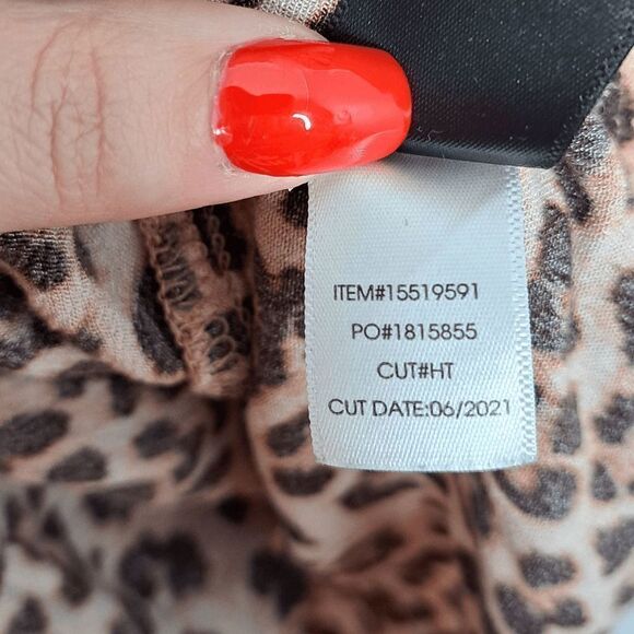 Torrid Leopard Print Smocked Crinkle Gauze Short Sleeve Blouse size 2X - Picture 8 of 8